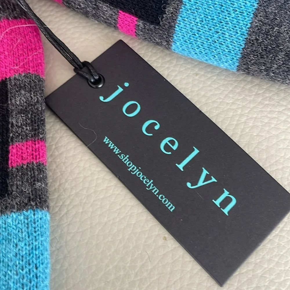 NWT JOCELYN THUMB HOLE FINGERLESS MITTENS